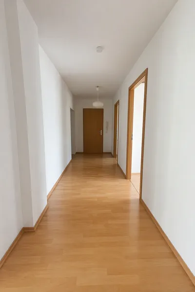 Helle 3-Zimmer-Wohnung mit Wintergarten in Berlin-Altglienicke — photo 1